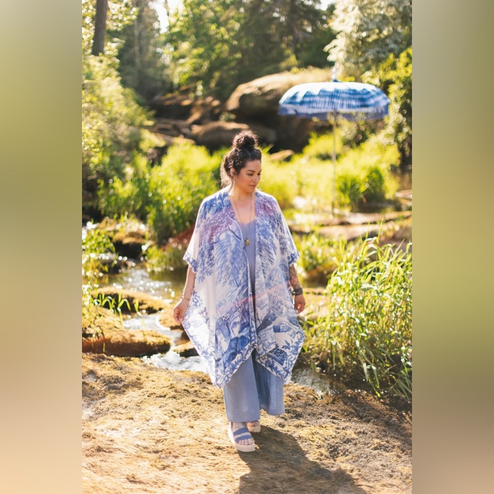 ⭐️Last One⭐️ LET THE LIGHT IN GODDESS DUSTER KIMONO Mid Length Chinoiserie - Picture 6 of 14